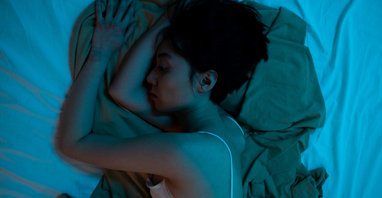 Sonno e caldo: perché si dorme peggio e come migliorare le notti d'estate